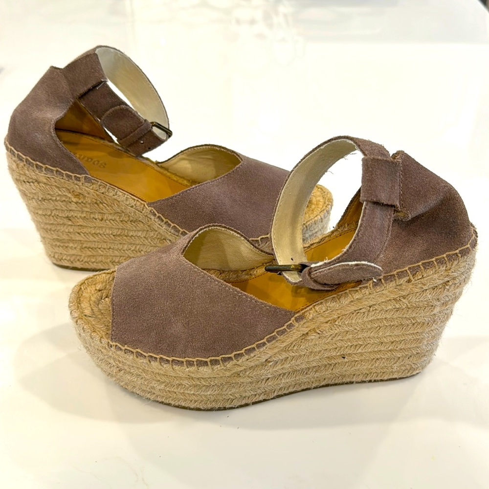 Soludos Wedge size 7.5